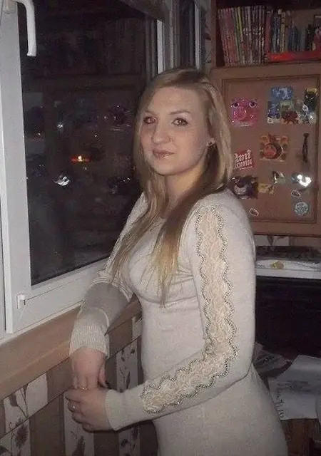 Инесса из Новоуральска, мне 20, познакомлюсь для общения