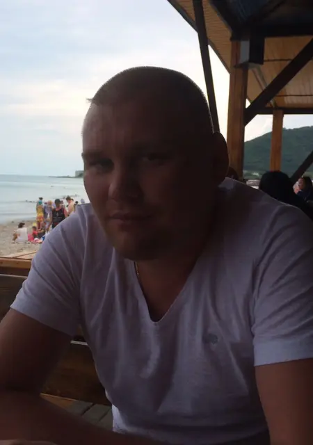 Я Dionis, 40, знакомлюсь без обязательств в Можге