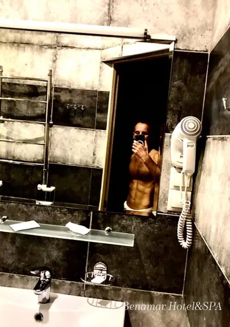 Николай из Брянска, ищу на сайте знакомства без обязательств