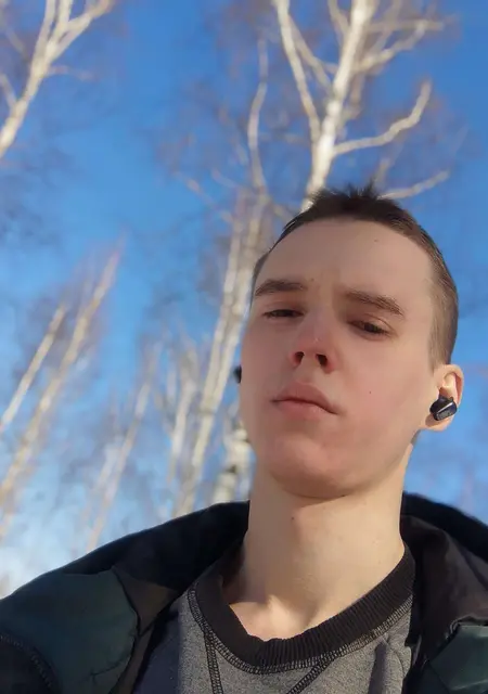 Я Даниил, 23, из Арзамаса, ищу знакомства на одну ночь