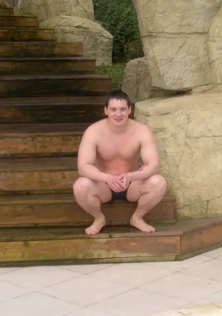 Boderrr из Великого Новгорода, мне 40, познакомлюсь на одну ночь