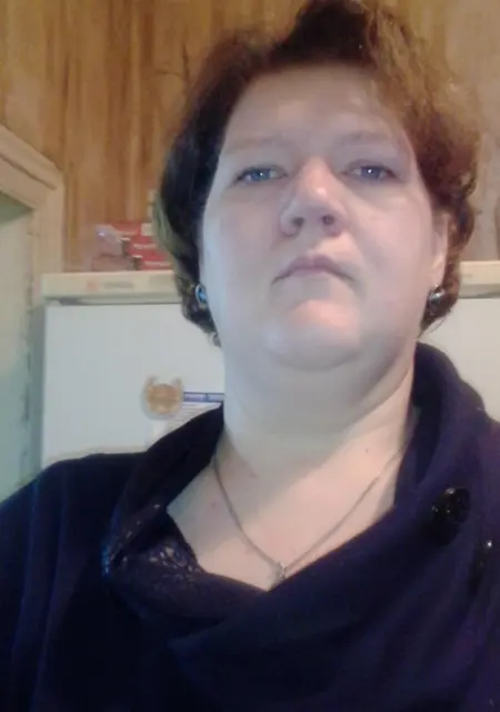 Я Вика, 46, из Казани, ищу знакомства без обязательств