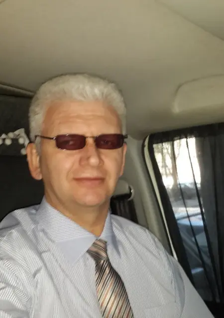 Эдуард из Воронежа, ищу на сайте знакомства на одну ночь