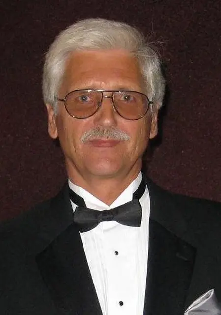 Алексадр из Колпина, ищу на сайте знакомства на одну ночь