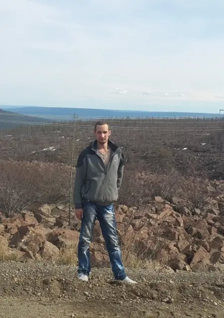 Aitan из Айхала, ищу на сайте приятное времяпровождение