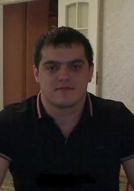 Я Руслан, 44, из Санкт-Петербурга, ищу знакомства без обязательств