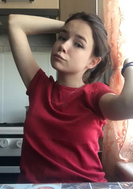 Я Алёна, 22, из Одинцова, ищу знакомство для общения