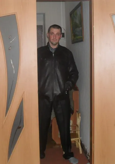 Я Ххххх, 42, из Троицка, ищу знакомство для приятного времяпровождения