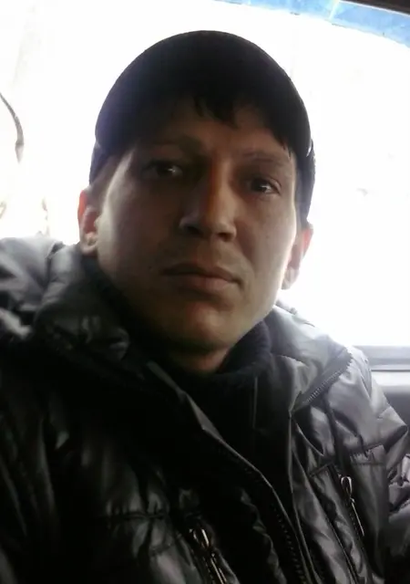 Я Николай, 41, знакомлюсь на одну ночь в Чебоксарах