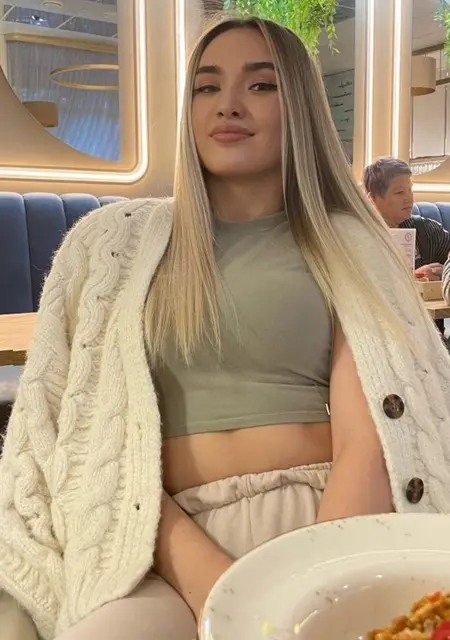 Юля из Балашихи, мне 25, познакомлюсь для приятного времяпровождения