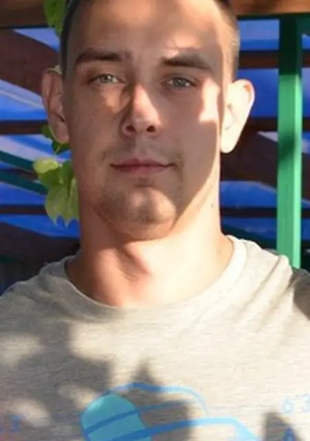 Дмитрий из Балакова, ищу на сайте знакомства на одну ночь