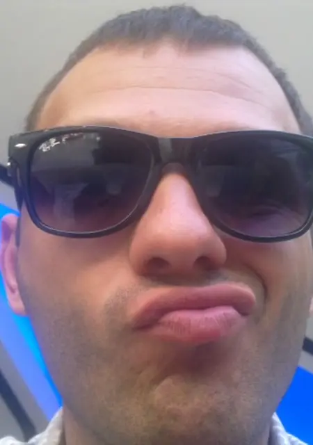 Генри из Краснодара, ищу на сайте знакомства на одну ночь