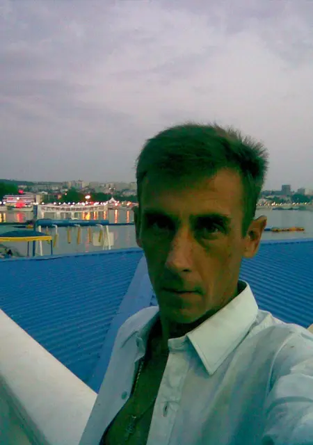 Андрей из Монино, мне 49, познакомлюсь для постоянных отношений