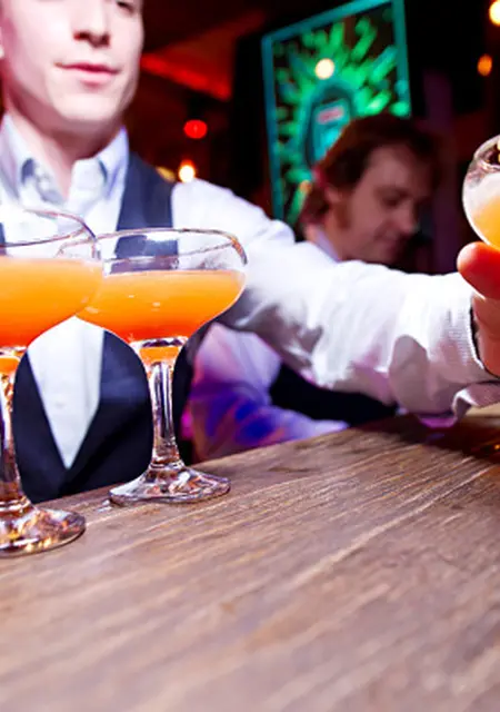 Серега из Алушты, мне 42, познакомлюсь для приятного времяпровождения