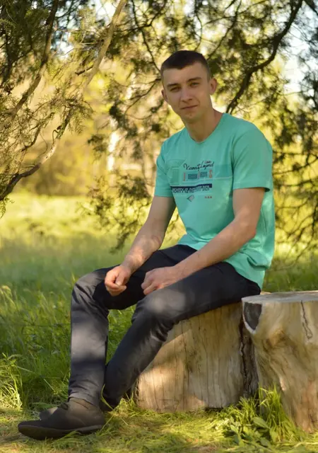 Руслан из Воркуты, ищу на сайте знакомства на одну ночь