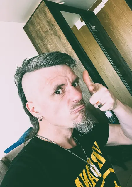 Я Сережа, 40, знакомлюсь для дружбы в Мурманске