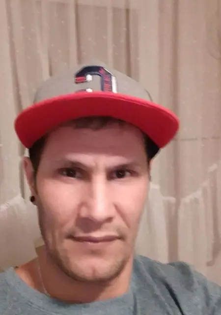 Я Hani, 40, знакомлюсь в Берлине