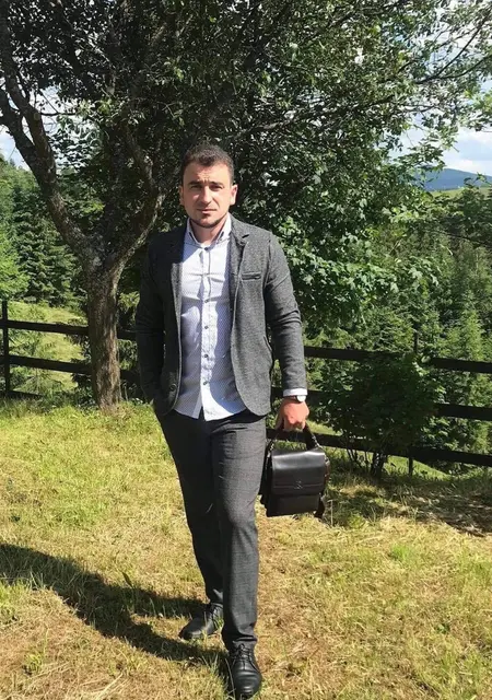 Василь из Ивано-Франковска, мне 35, познакомлюсь без обязательств