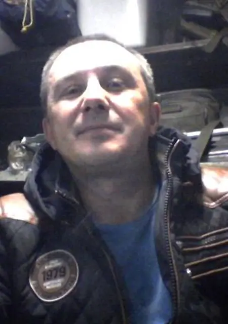 Я Алексей, 52, из Владимира, ищу знакомства без обязательств