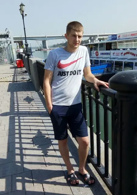 Я Nikolay, 32, знакомлюсь без обязательств в Невинномысске