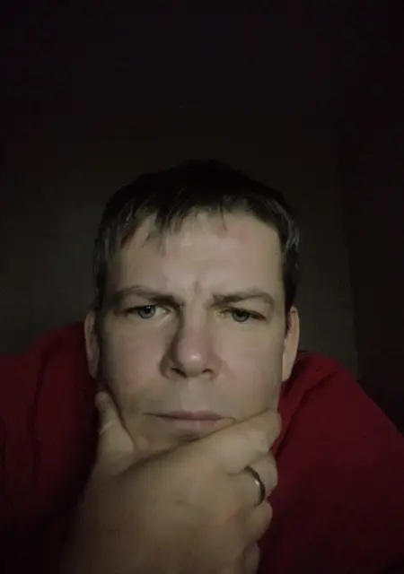 Сергей из Норильска, ищу на сайте постоянные отношения