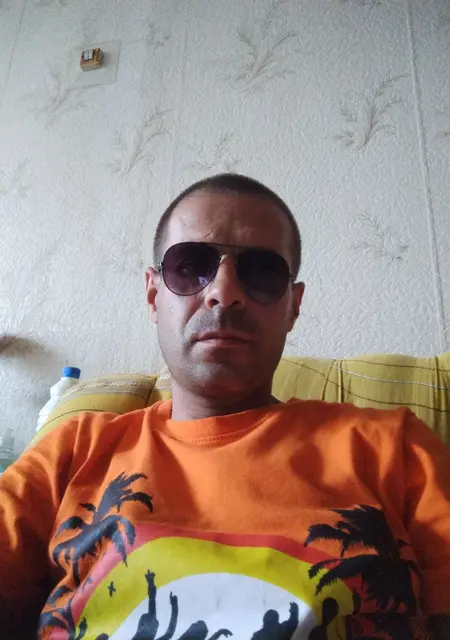 Я Владимир, 40 років, знайомлюсь без зобов'язань у Дніпрі