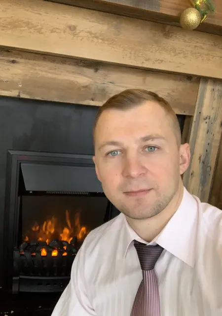 Валерий из Нефтеюганска, ищу на сайте знакомства на одну ночь