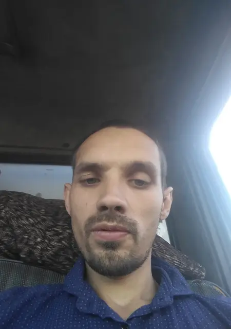 Дима из Новочеркасска, ищу на сайте знакомства без обязательств