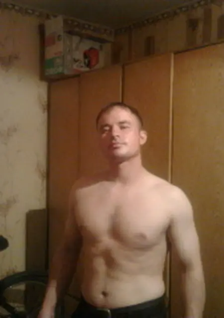 Я Андрей, 42, из Иркутска, ищу знакомство для постоянных отношений