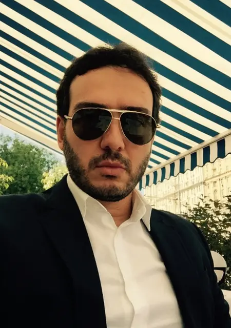 Я Волк, 40, из Санкт-Петербурга, ищу знакомство для приятного времяпровождения