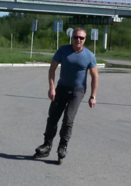 Я Виталий, 53, из Пскова, ищу знакомства без обязательств