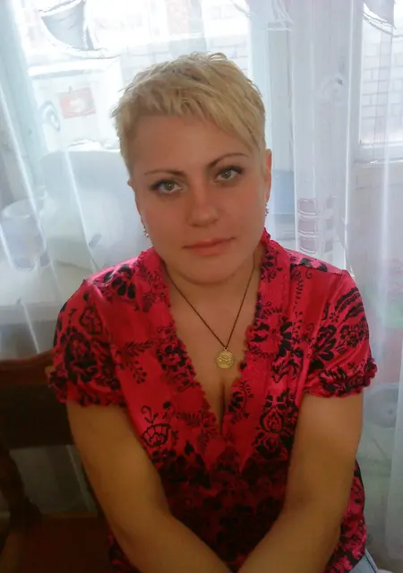 Юлия из Владимира, мне 45, познакомлюсь для приятного времяпровождения