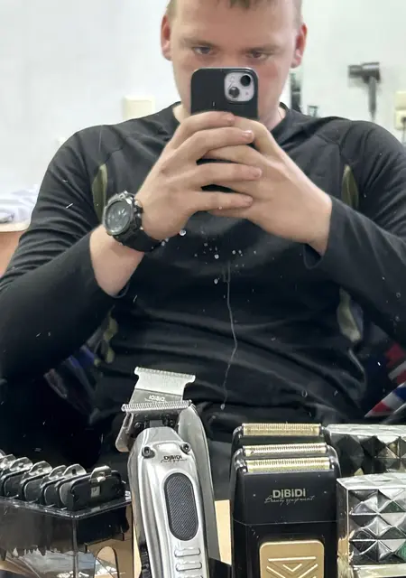 Лев из Симферополя, мне 22, познакомлюсь для общения