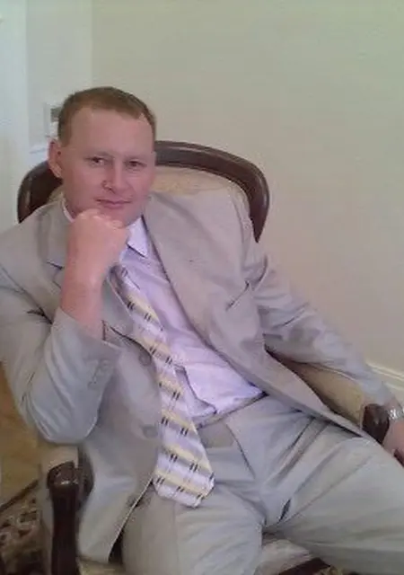 Василий из Муравленко, ищу на сайте знакомства на одну ночь