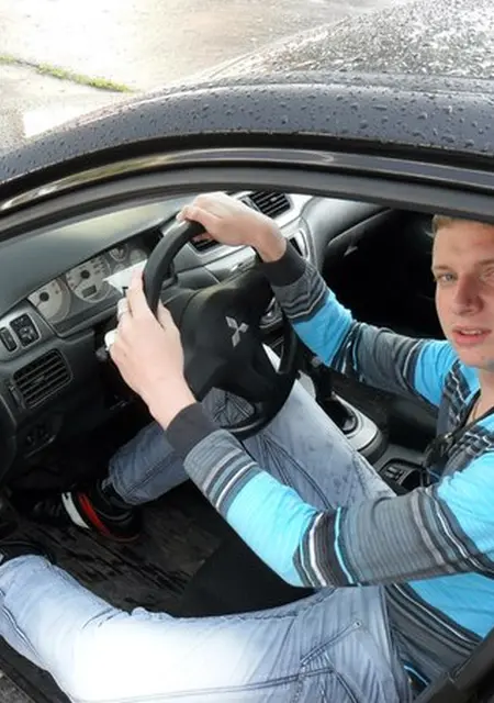 Я Сергей, 32, из Солигорска, ищу знакомства без обязательств