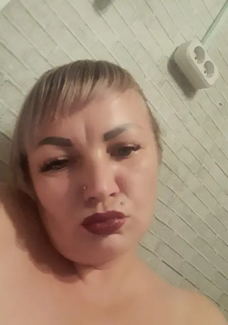 Я Маргарита, 39, из Новосибирска, ищу знакомство для постоянных отношений