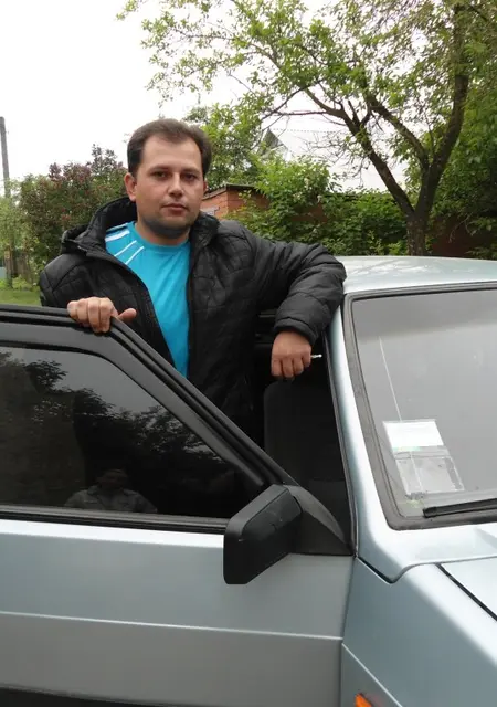 Я Юрий, 35, из Хмельника, ищу знакомства без обязательств