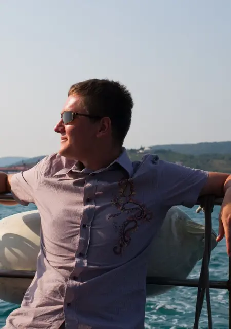 Иван из Подольска, ищу на сайте знакомства на одну ночь