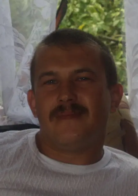 Алексей из Великого Новгорода, мне 45, познакомлюсь для дружбы