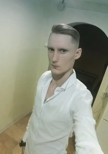 Никита из Можги, ищу на сайте знакомства на одну ночь