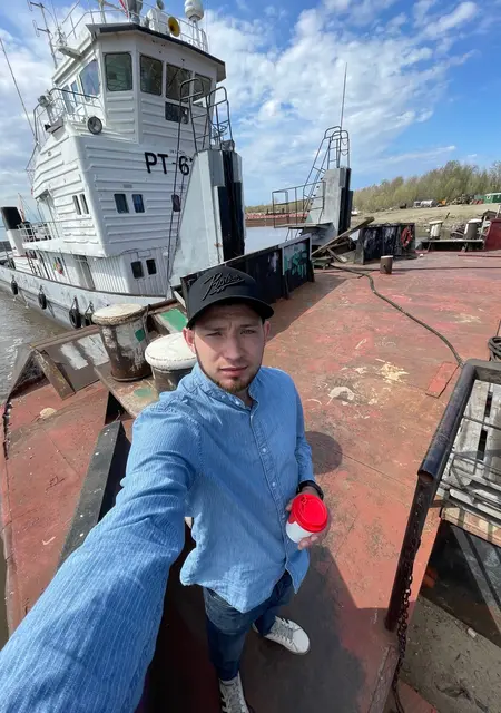 Владимир из Сургута, ищу на сайте знакомства без обязательств