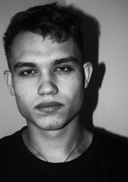 Я Никита, 24, из Канаша, ищу знакомства без обязательств