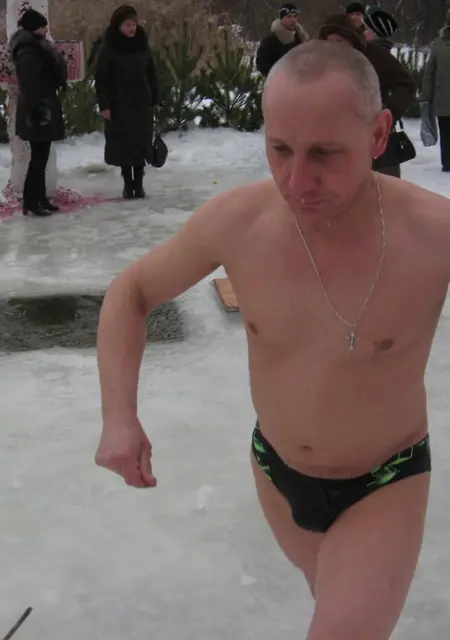 Олег из Шостки, ищу на сайте знакомства на одну ночь