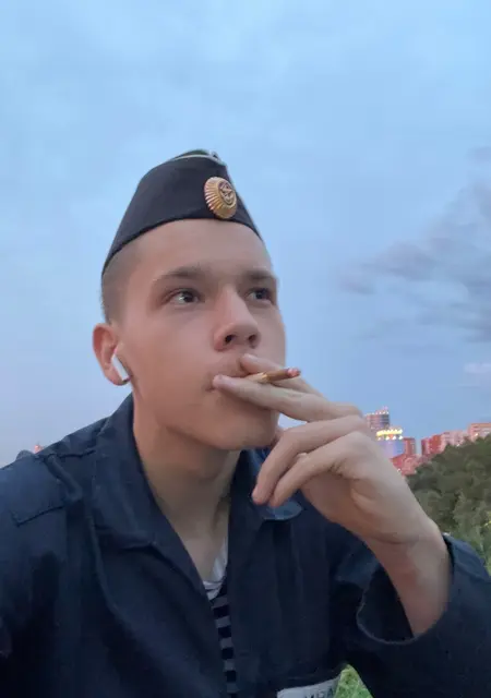 Я Роман, 20, знакомлюсь для постоянных отношений в Анапе