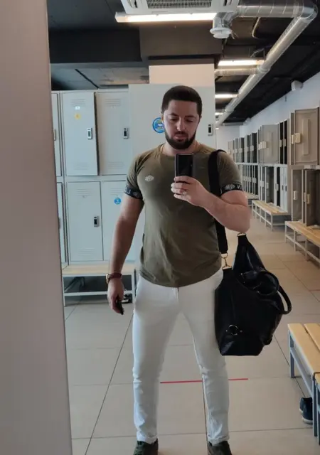 Я Артур, 30, из Казани, ищу знакомство для общения