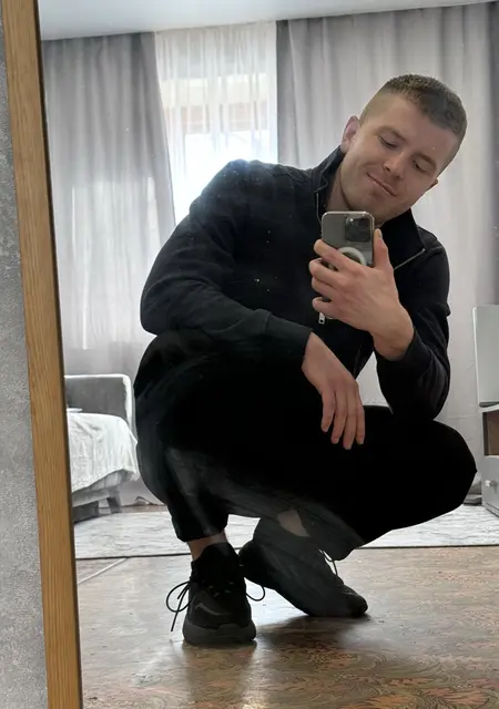 Я Андрей, 25, из Охотска, ищу знакомство для открытые отношения