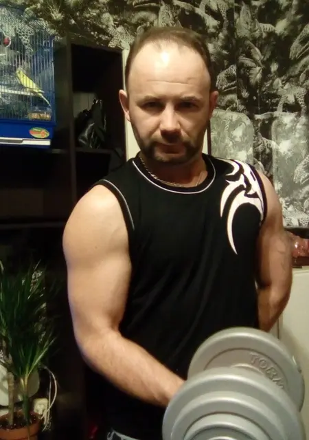 Роман из Электростали, мне 45, познакомлюсь для постоянных отношений