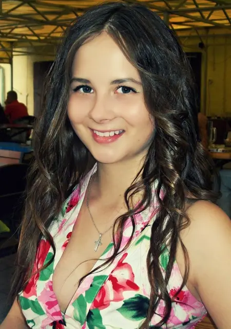 Я Алёна, 30 років з Харкова, шукаю знайомство для дружби