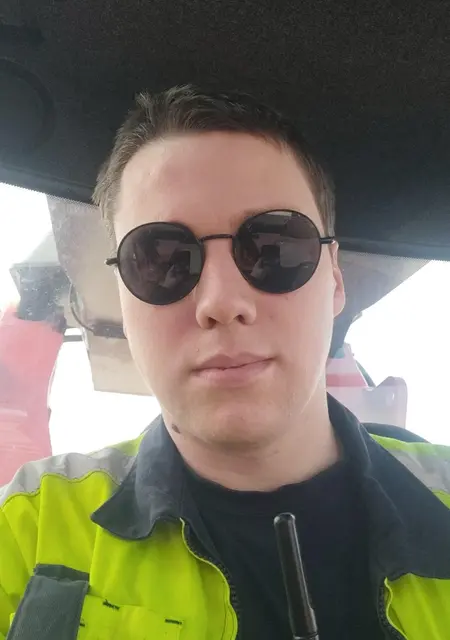 Я Максим, 31, из Уфы, ищу знакомства без обязательств