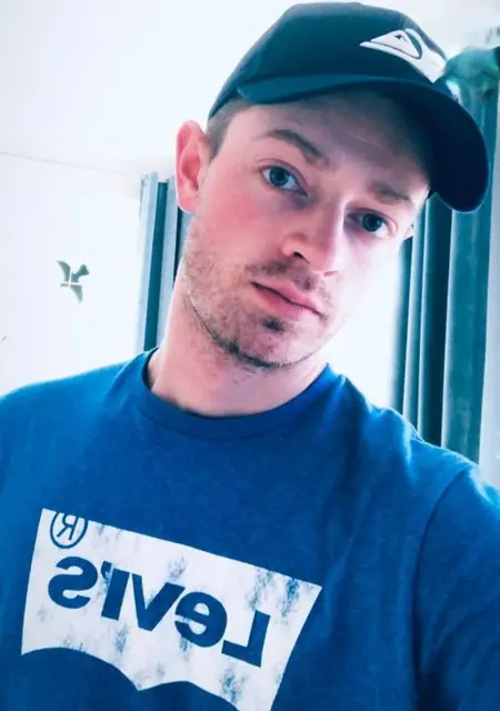 Я Karol, 27, из Варшавы, ищу знакомство